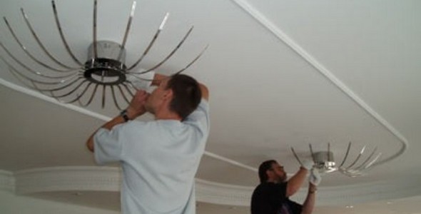 Как повесить люстру на гипсокартонный потолок?